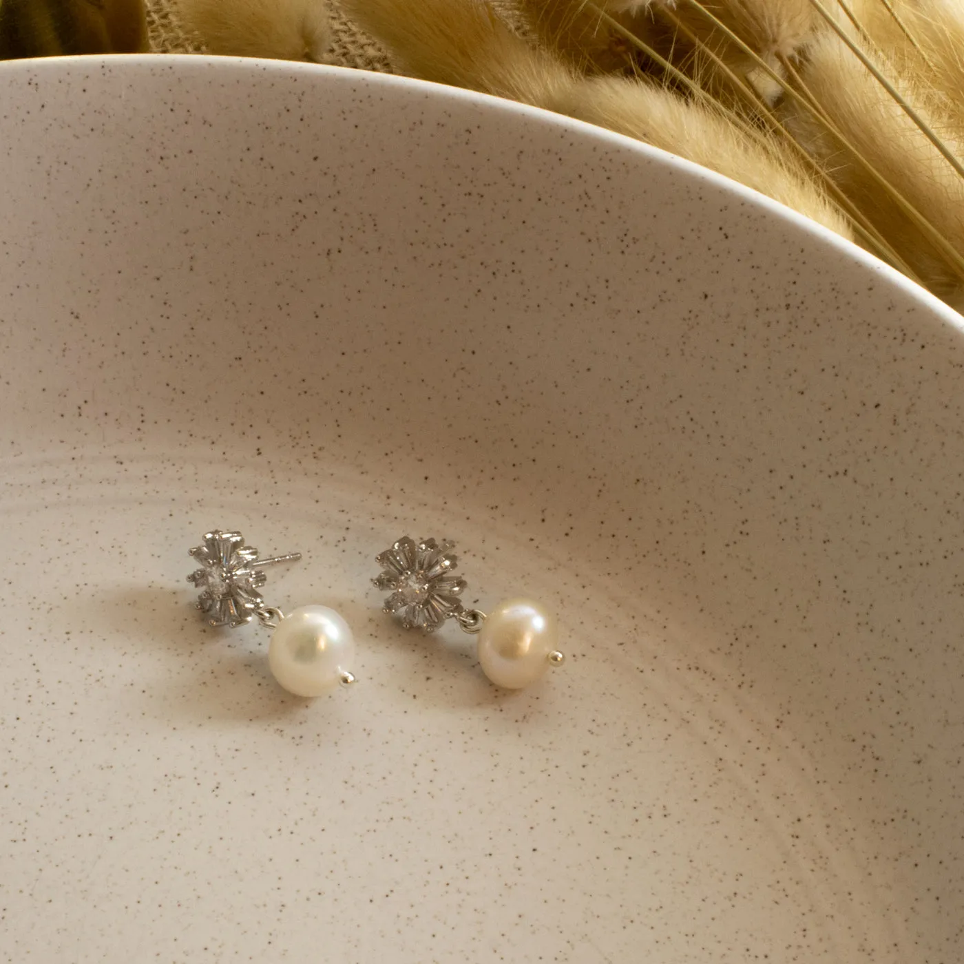 Bethany Single Pearl Earrings