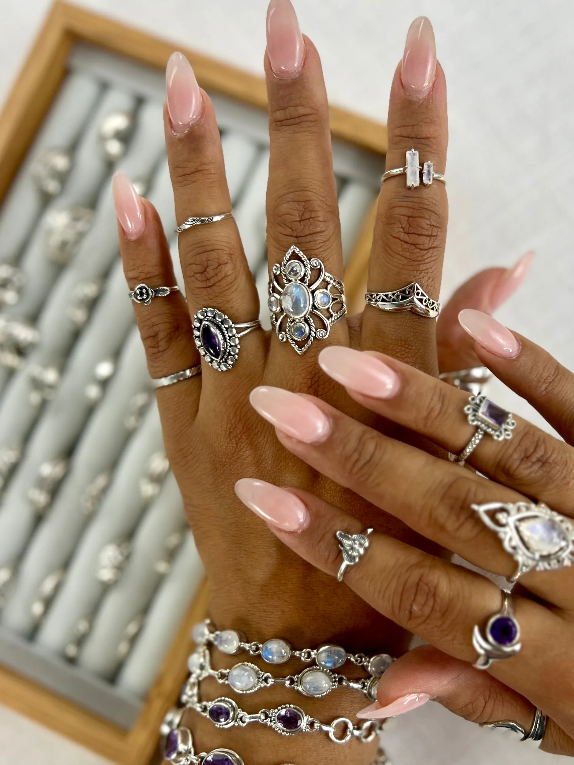 Dainty Chevron Band With Etched Design