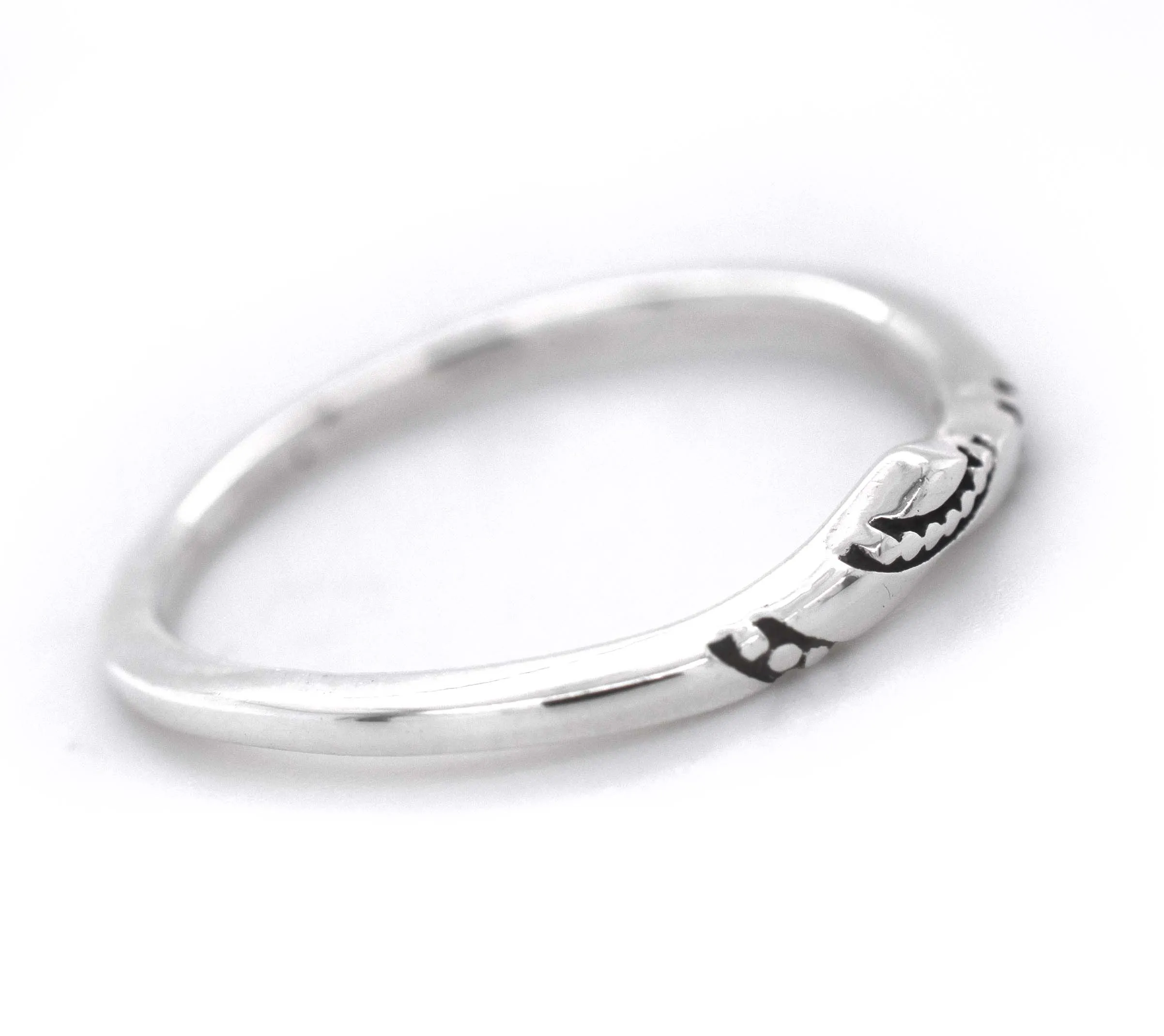 Dainty Chevron Band With Etched Design