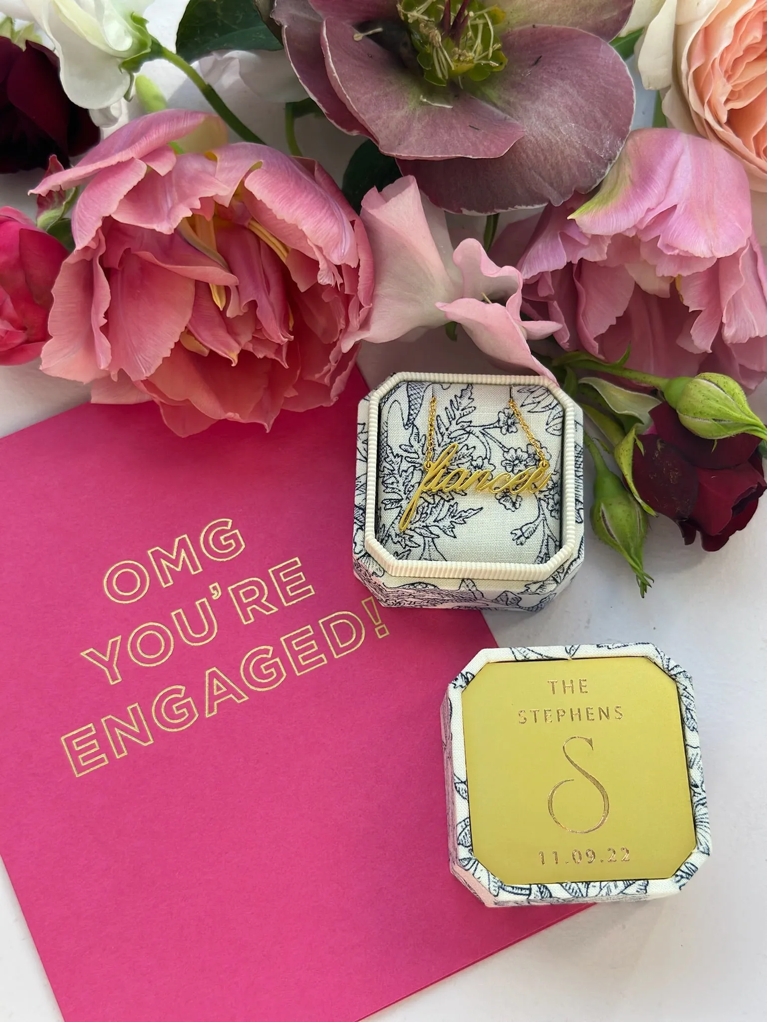 Fiancée Necklace   Balboa Necklace Box Bundle