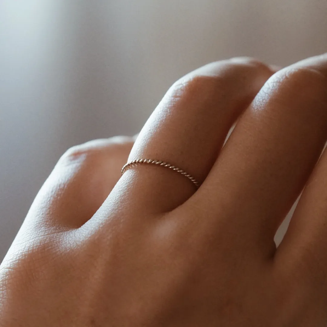 Intertwined Ring