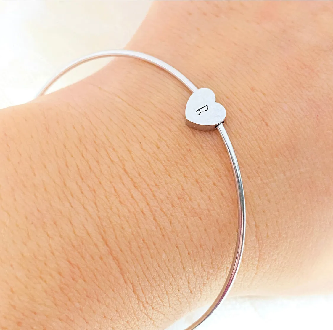 JOYFUL BANGLE