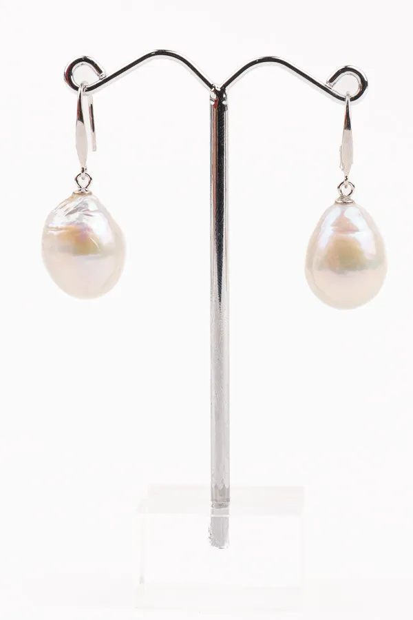 Pearl Shepherd Hooks - P43 13-14mm White