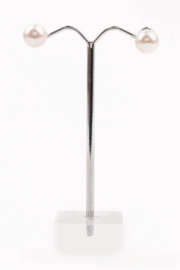 Pearl Studs - P53 9mm White