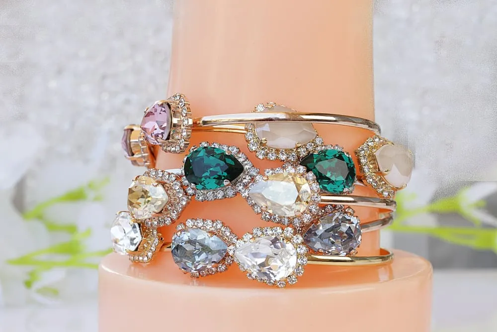 WHITE CRYSTAL BRACELET